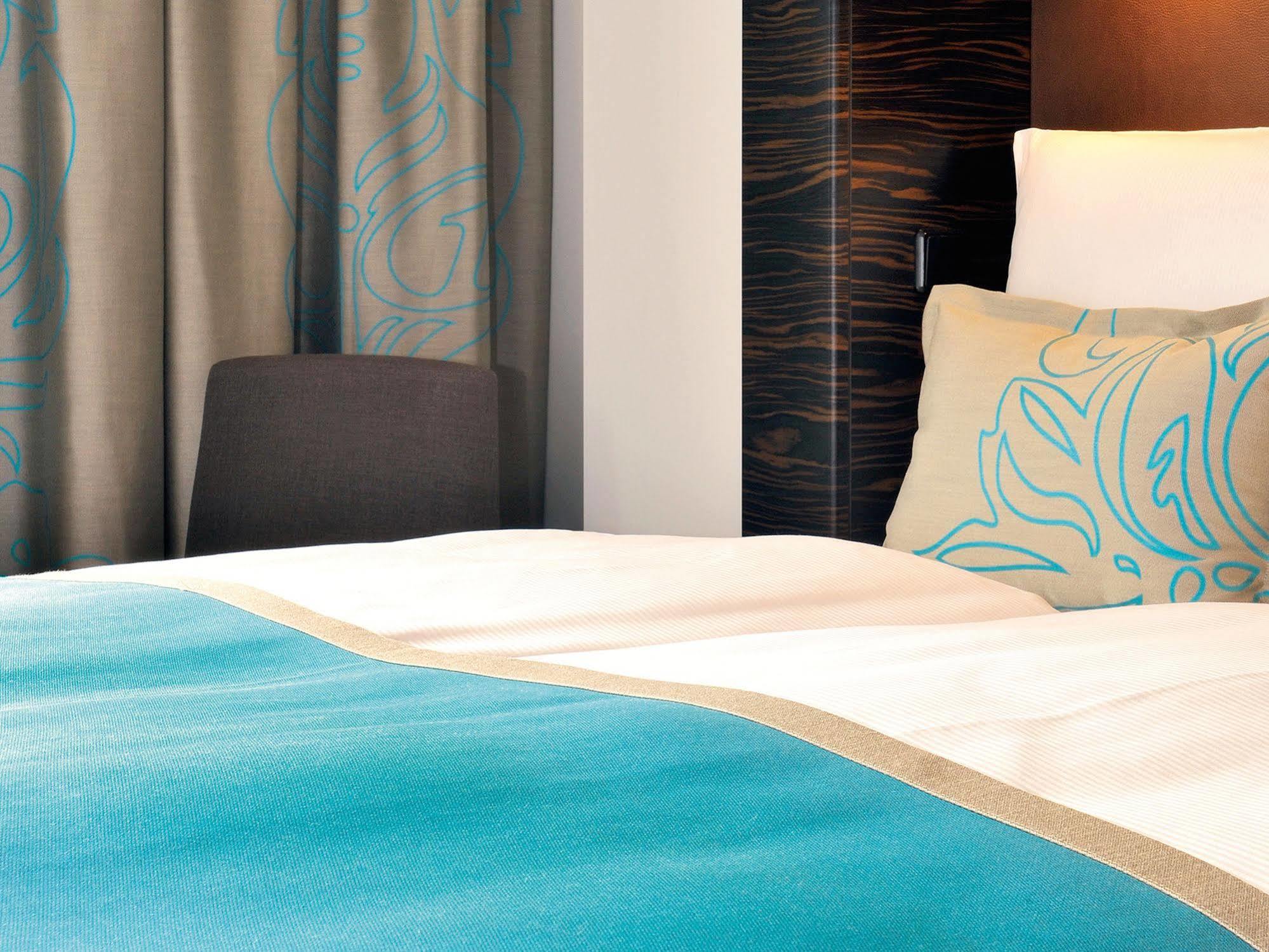 Motel One Berlin-Hauptbahnhof Exterior photo